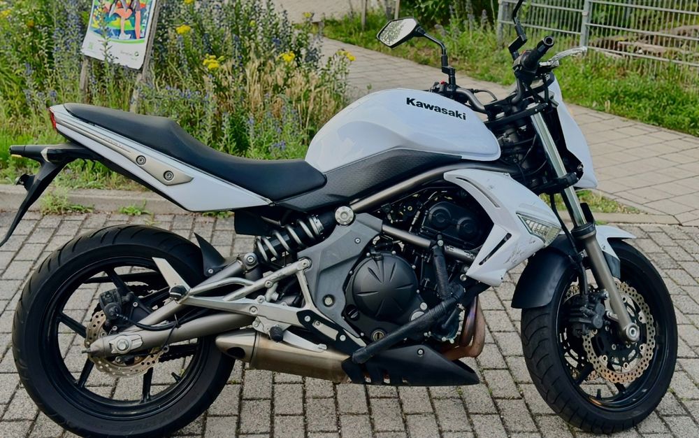 Kawasaki ER 6 N ABS - Categoria A / A2