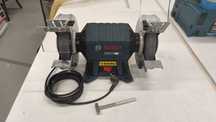 Polizor de banc puternic Bosch GBG 60-20, 600 W, 200 mm, ca nou