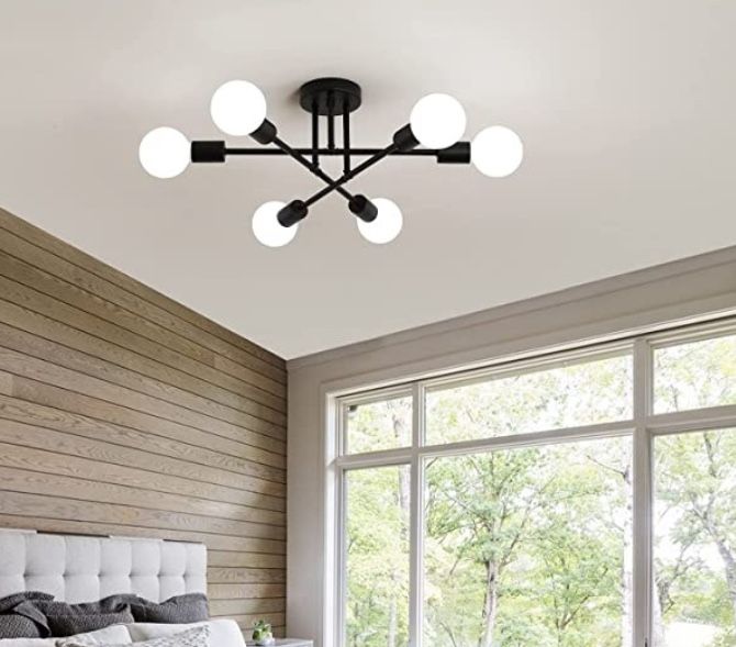 Люстра новая