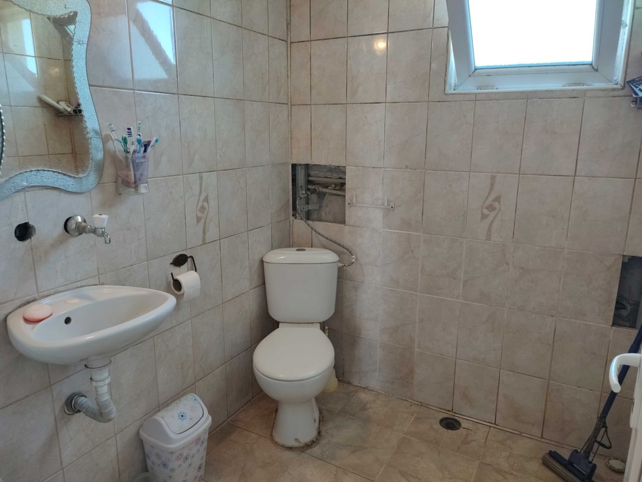Продава се Къща в Търговище, Вилна зона - 110 кв.м за 510 €/кв.м - Снимка #14