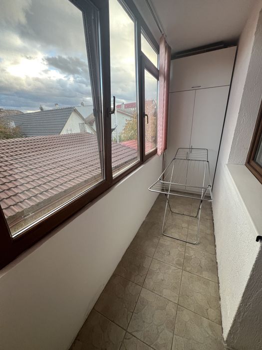 Proprietar ofer Ap 2 camere cu loc de parcare