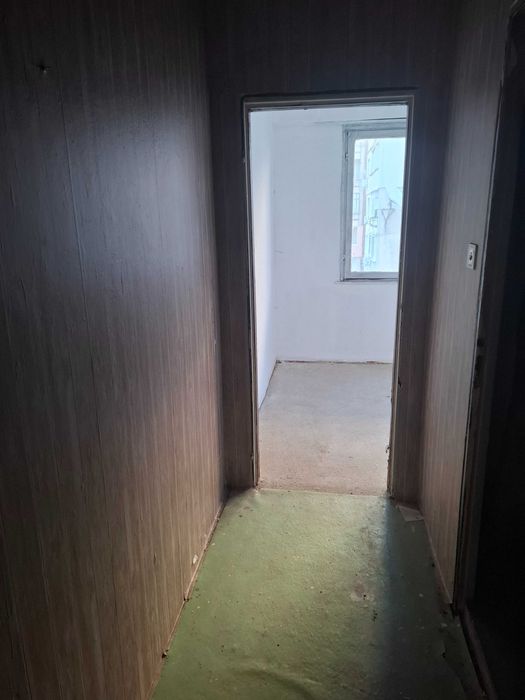 Продава се гарсониера