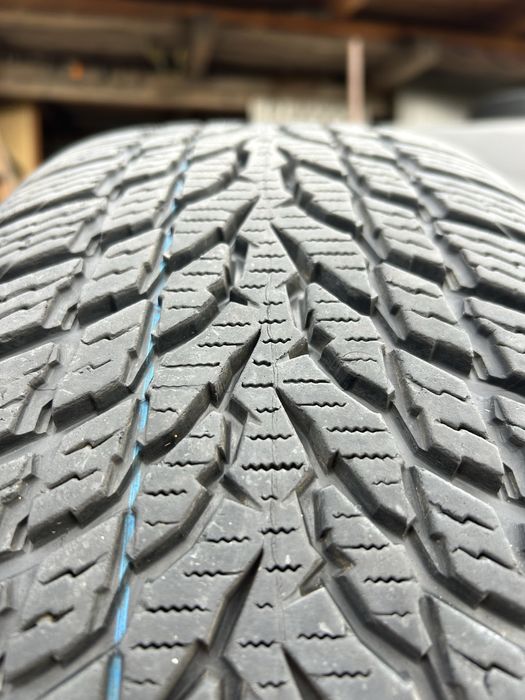 205/50/17 NOKIAN WR Snowproof 4бр Зимни гуми перфектно състояние