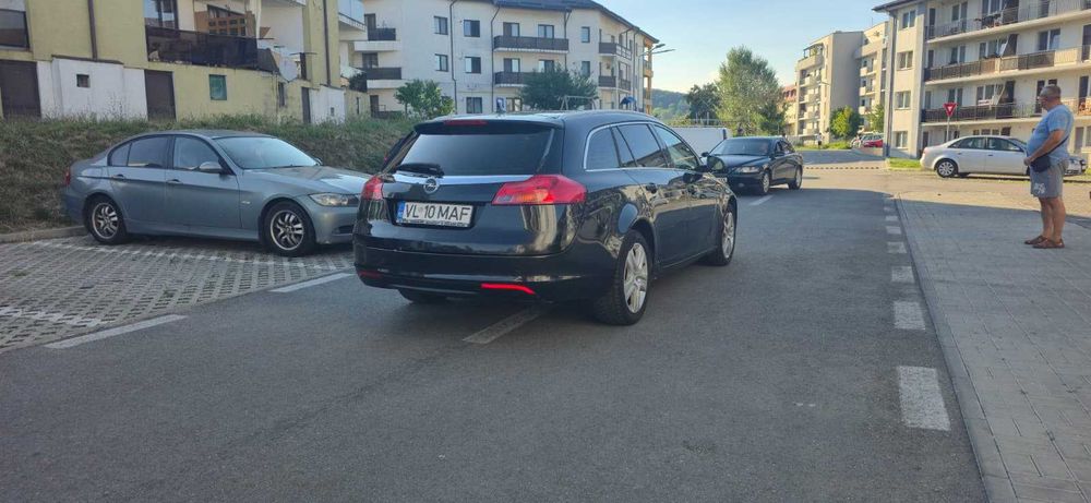 Vând Opel Insignia Sports Tourer 2010 2.0 cdti