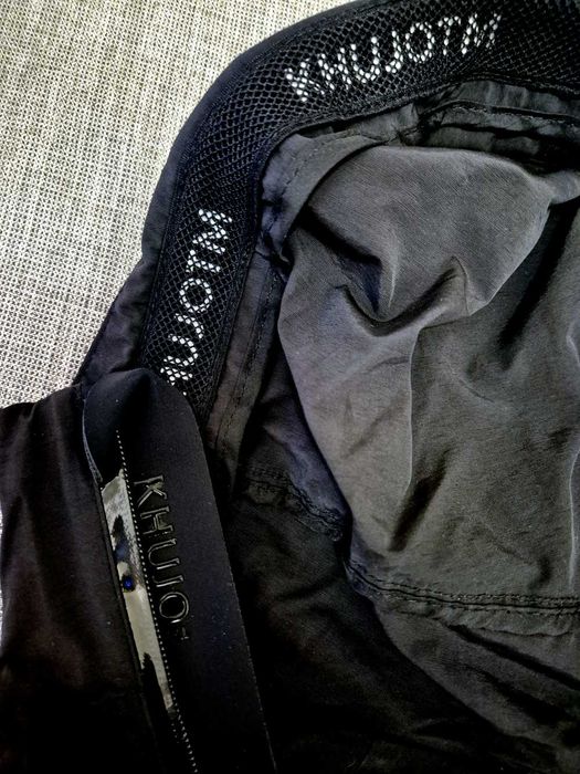 Impermeabil negru KHUJO Parka – stare impecabilă, ca nou!