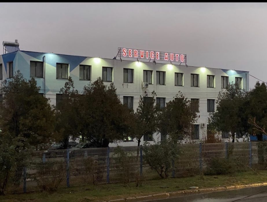 Inchiriez cladire birouri/hotel/clinica medicala 1000mp2 p+2