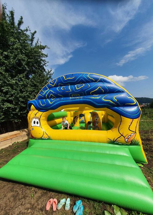 Inchiriere topogan gonflabil