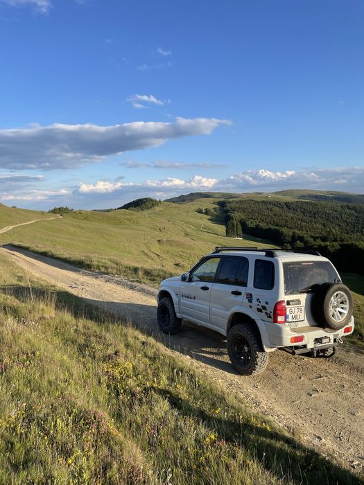 Vand Suzuki Grand Vitara offroad/overlanding