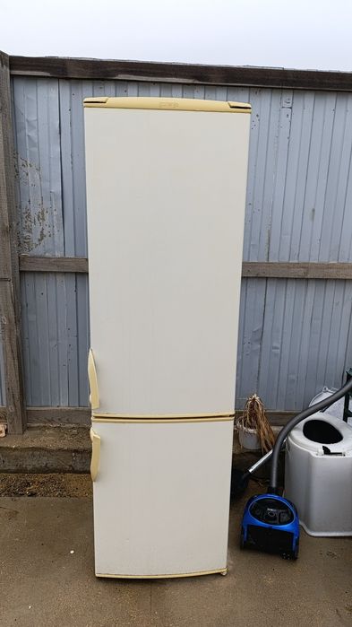 Усталған холодельник