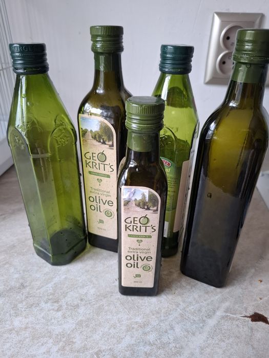 Продам бутылки из темного стекла