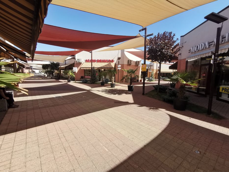 Spații comerciale de vânzare – Craiova — incepand de la doar 1500 euro