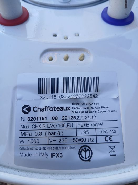 Vând boiler 100 litri