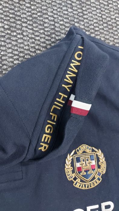 Tommy hilfiger тениска с яка S размер