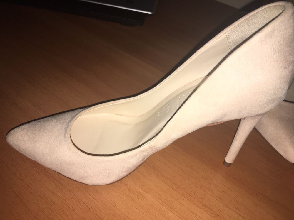 Pantofi eleganti Bershka noi