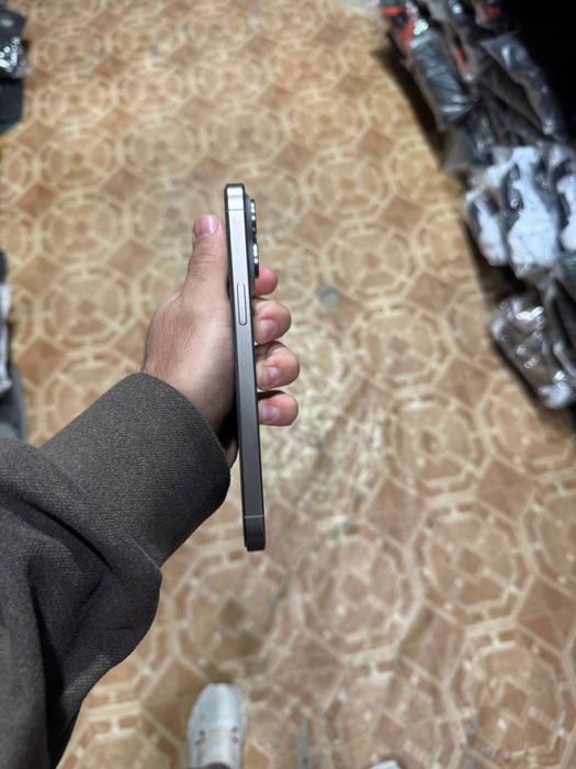 Iphone 15 pro max ideal kar dok