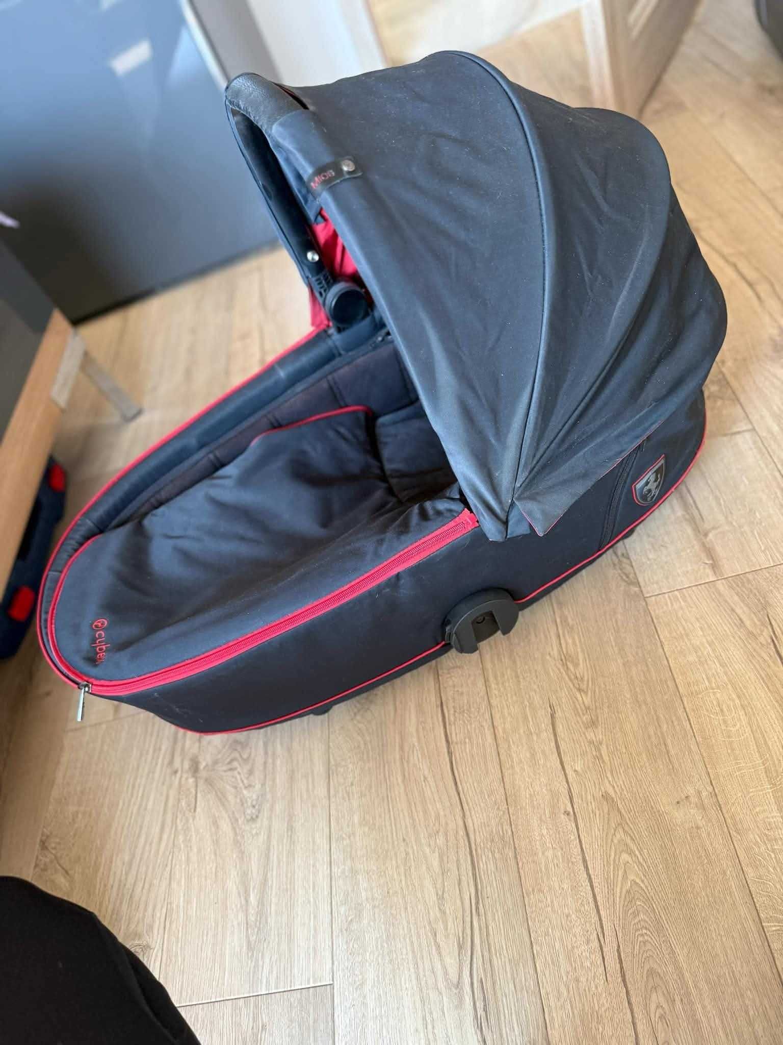 Кош за новородено Cybex Mios FERRARI Victory Black