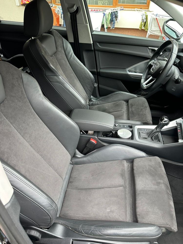 Audi Q3 - alcantara