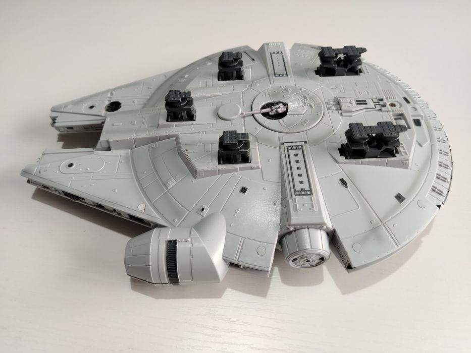 Millenium Falcon - Solo: A Star Wars Story