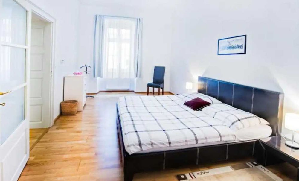 Дава се под наем Двустаен апартамент в Пловдив, Кършияка - 61 кв.м за 239.7 € - Снимка #1