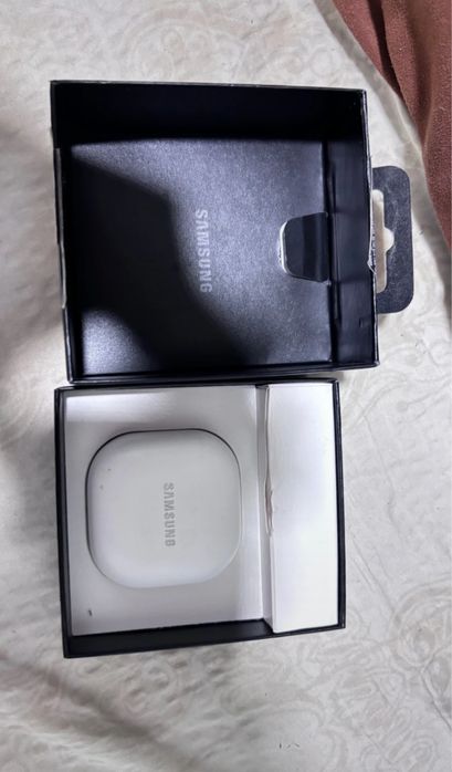 Vând căști Samsung Galaxy Buds 2 Pro