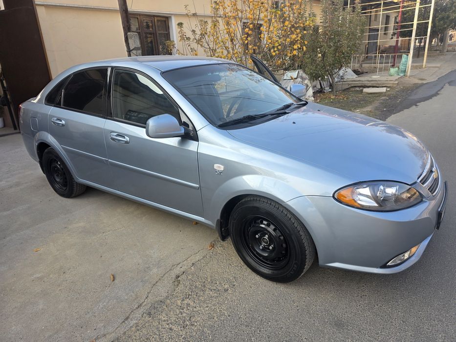 Gentra Lacetti  2013 1-chiqgan gentradan.