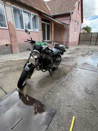 Motocicleta a1 daelim roadwin 125cc