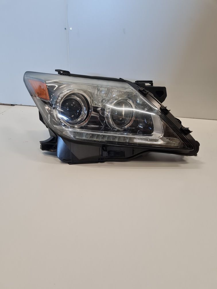 Far dreapta Xenon Lexus LX570 far adaptiv/ 2012 - 2016