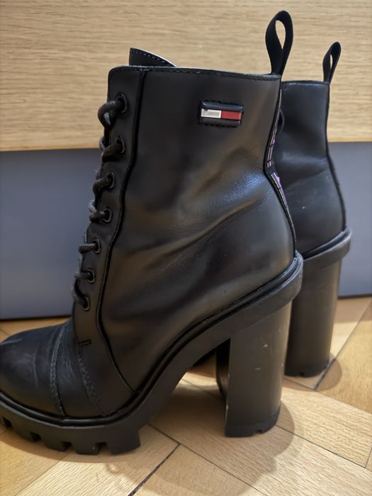 Боти tommy hilfinger