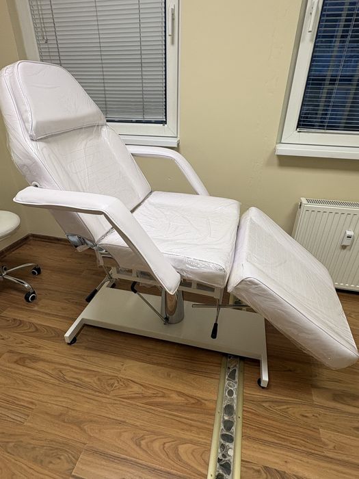 Хидравлична кушетка