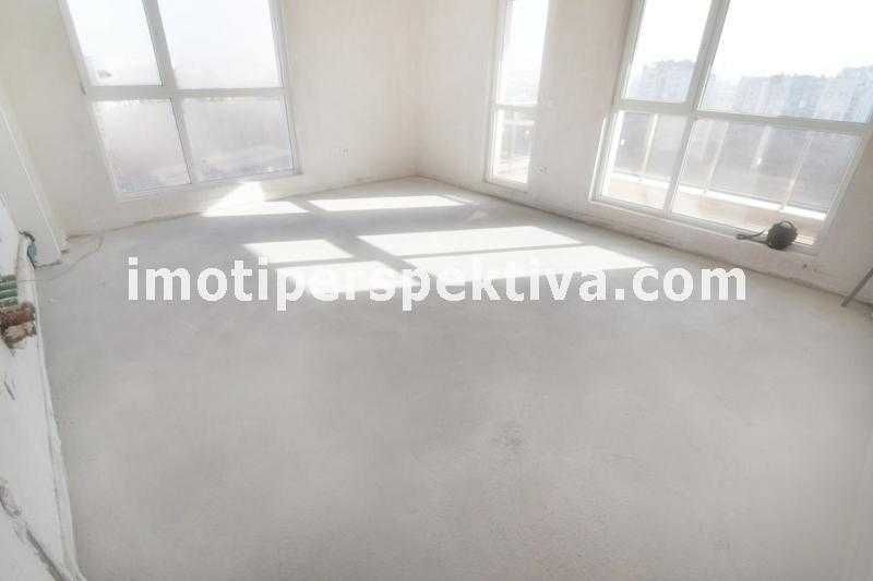 Продава се Тристаен апартамент в Пловдив, Кючук Париж - 105 кв.м за 1167 €/кв.м - Снимка #1