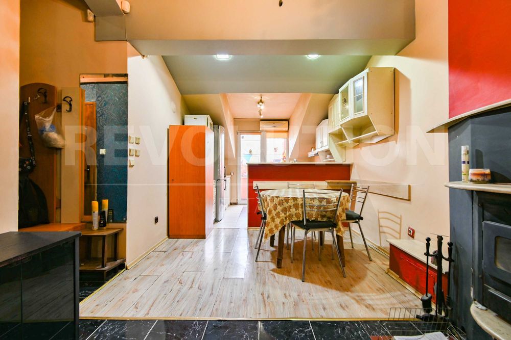 Продава се Двустаен апартамент в София, Център - 55 кв.м за 2273 €/кв.м - Снимка #1