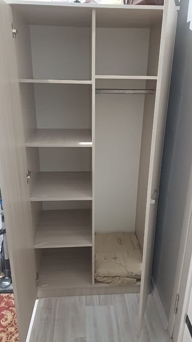 Шкаф сатылды жаґдайы жаксы