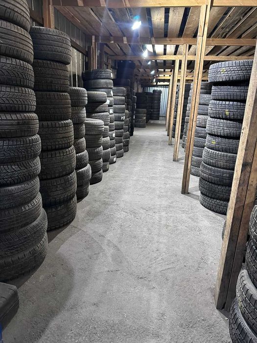 Шины б/у 215/45/17 — всесезонные и зимние (липучки) Европа / Япония