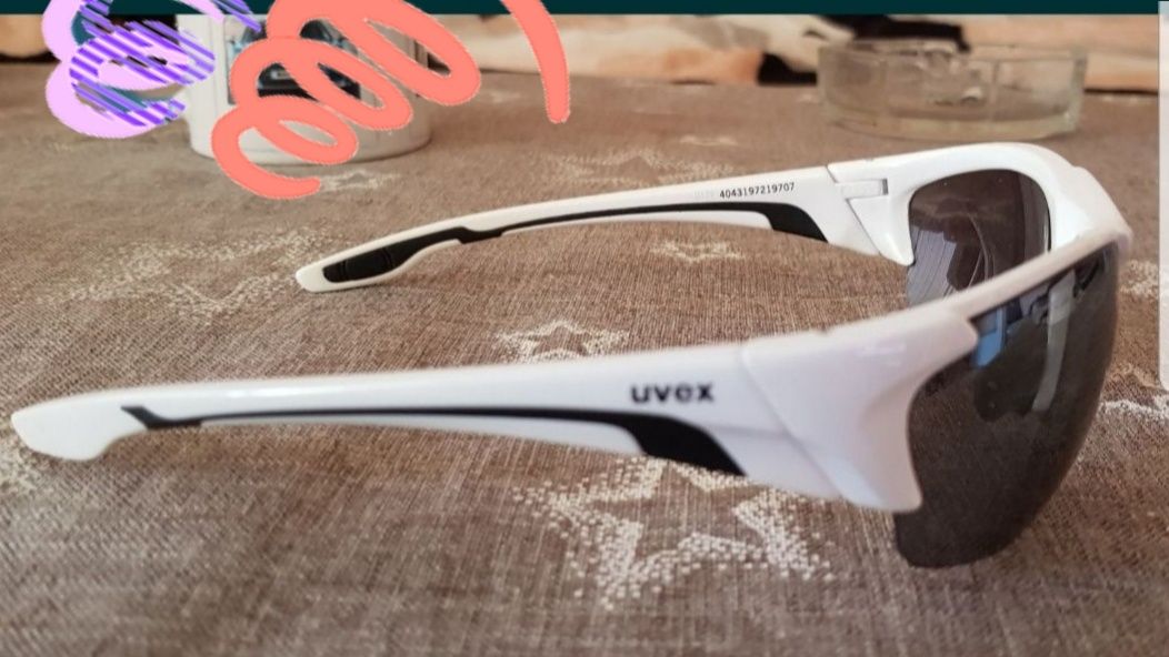Слънчеви очила UVEX