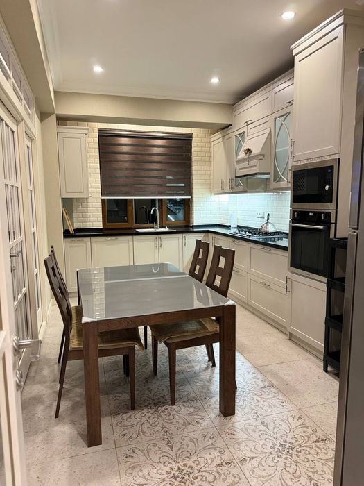 Сдаётся 2-комнатная квартира в Жк Qorasaroy