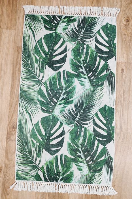 Продаётся коврик для ванной комнаты.яркий, с нескользящей поверхностью