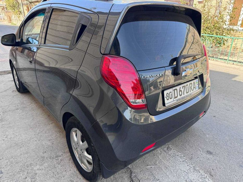 Продаётся спарк 4 поз автомат