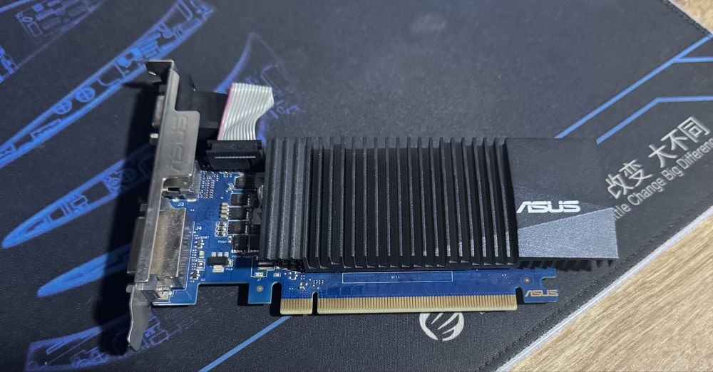 Placa video 710 asus