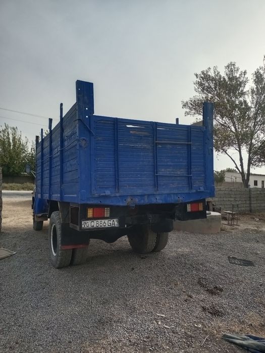 Srochni sotishga mashina udar xolatda