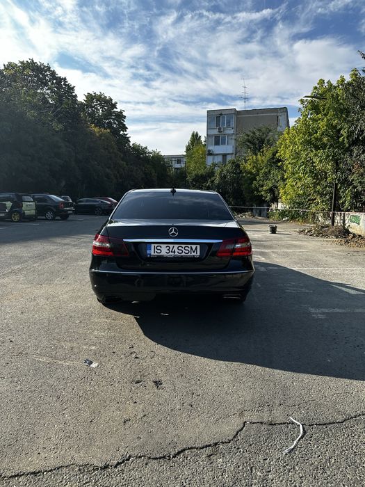 Mercedess E-Class 2011 Avantgarde intretinut