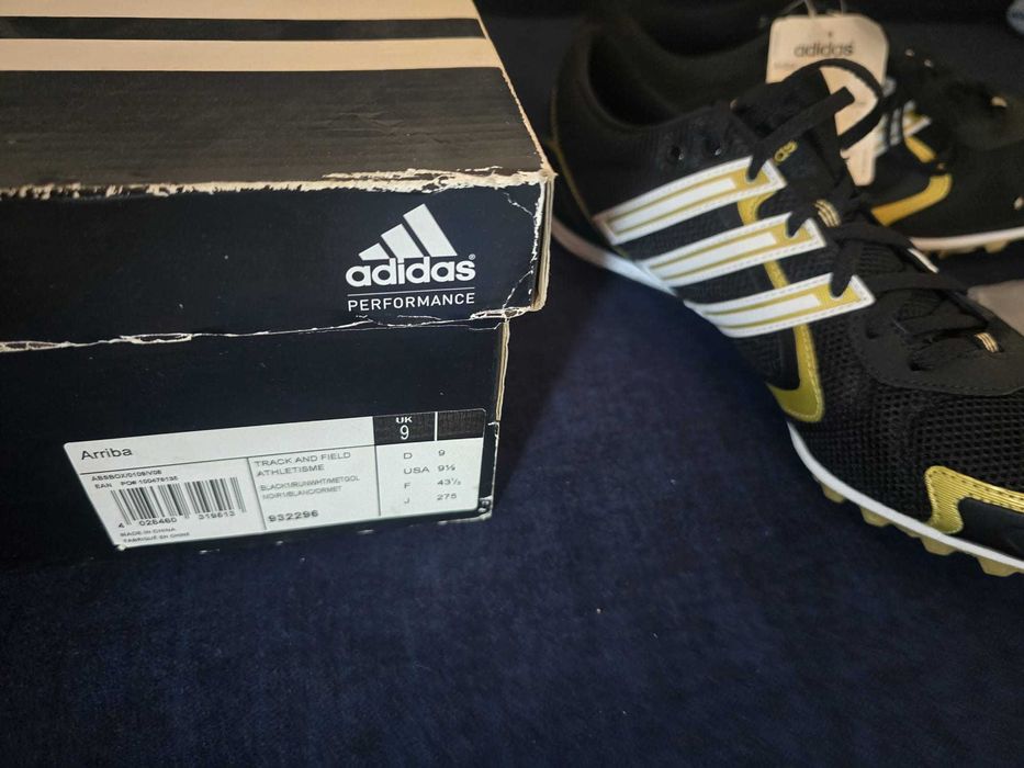 Pantofi Cuie Adidas Arriba Track & Field 43 1/3 + cuie si cheie