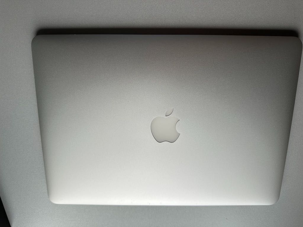 Laptop Apple 13, din 2013