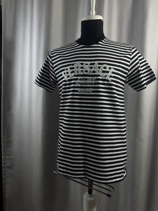 Tricou Versace.