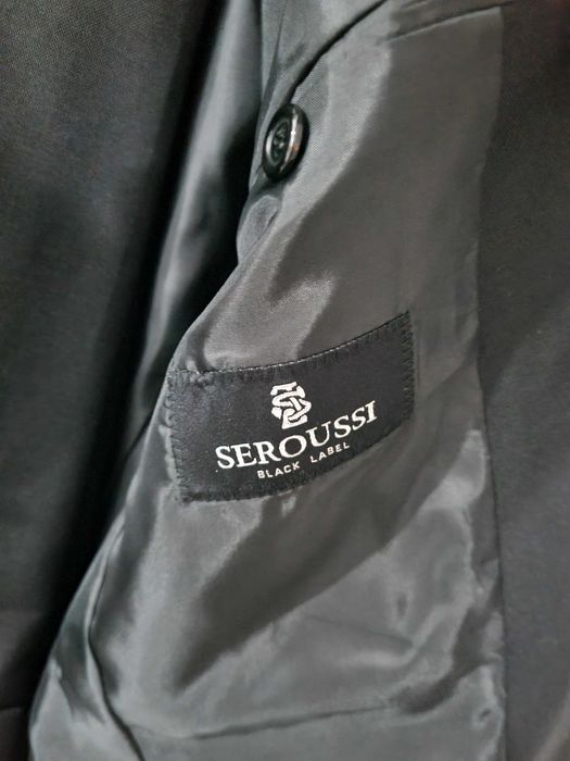 Costum SEROUSSI marimea 44/46