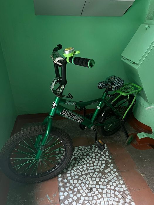 Велосипед подростковый новый 5 раз катались продам