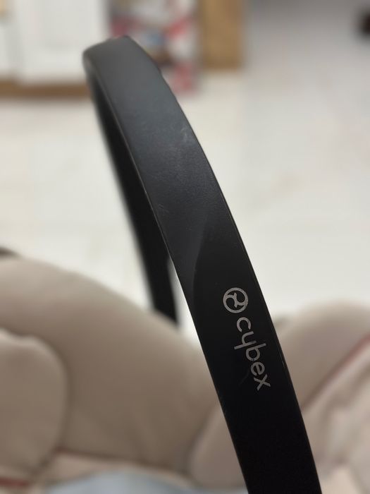 Cybex Cloud Z i-Size Ferrari - детско столче за кола