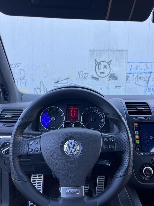 Vand Golf 5 GTI, impecabil