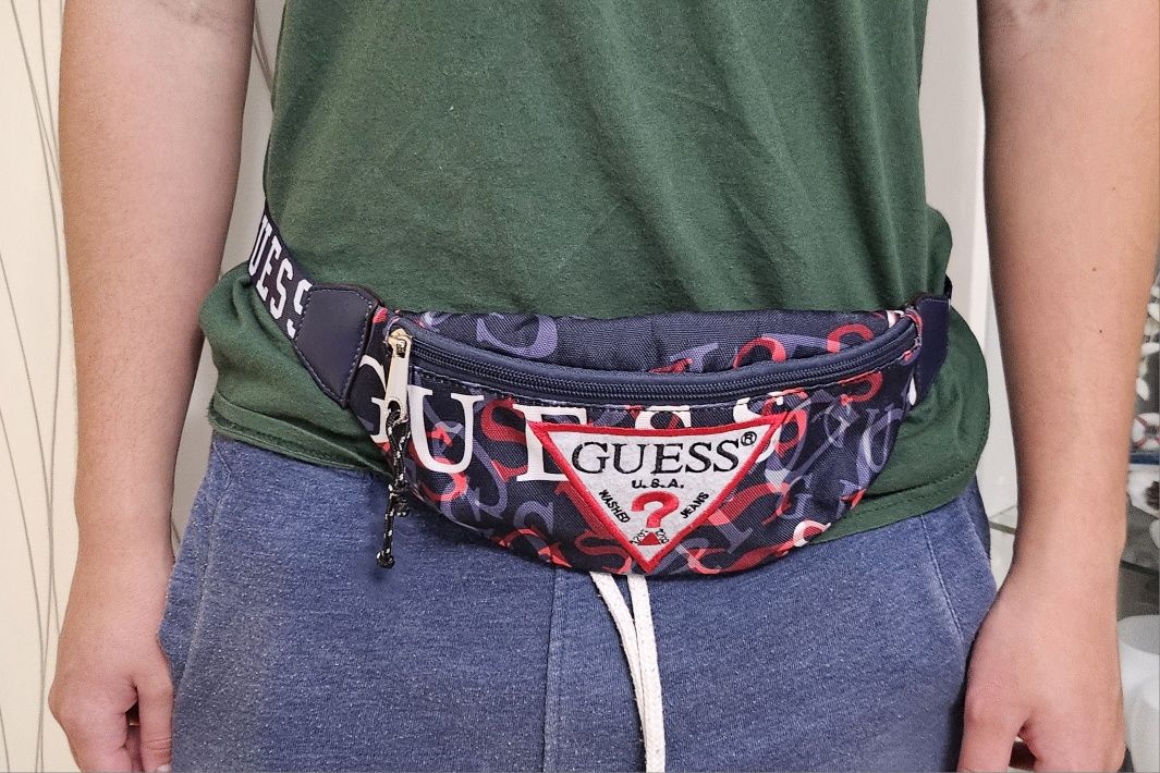Мъжка чанта guess за кръста