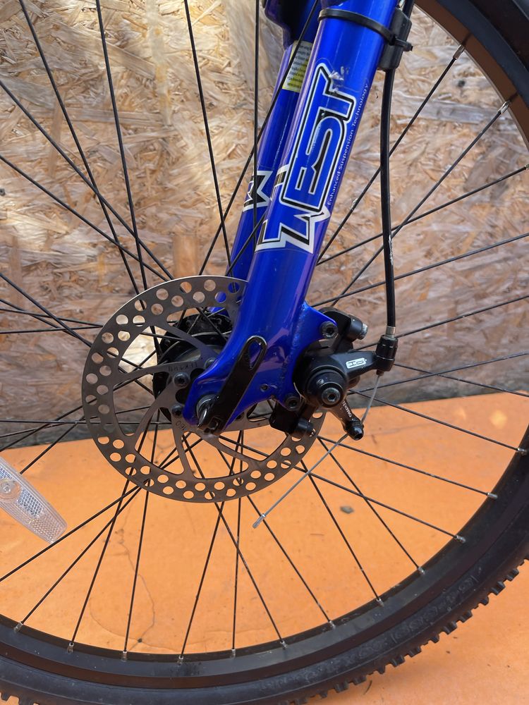 Bicicleta apollo  roti 26” frana pe disc cadru aluminiu