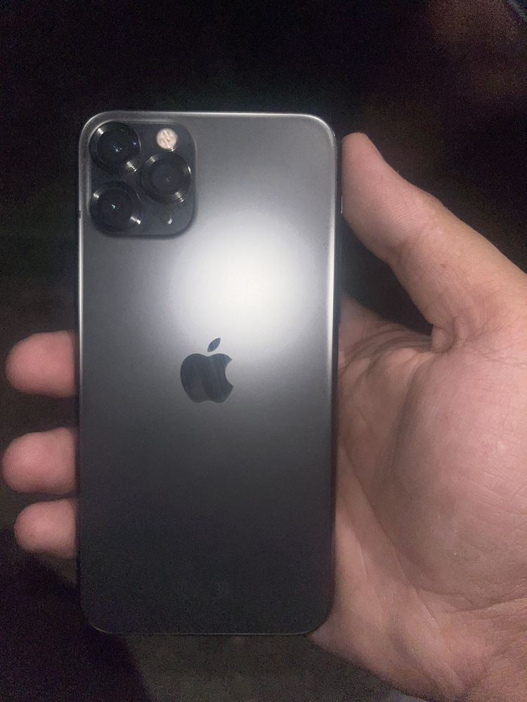 iphone 11  pro